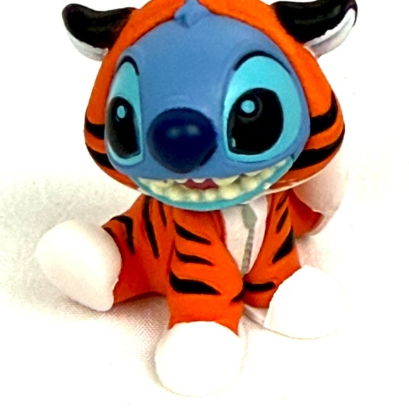 Disney Stitch Vinyl Figure | Stitch in Tiger Onesie | Collectible Figurine - Picture 9 of 11